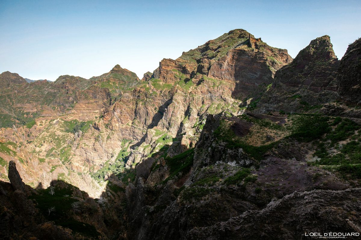 Pico Ruivo Madère Tourisme Paysage Montagne Voyage Portugal - PR 1 Vereda do Areeiro Pico Ruivo Madeira Ilha - Visit Madeira Island Hiking Trail Nature Mountain Outdoor Mountains Landscape