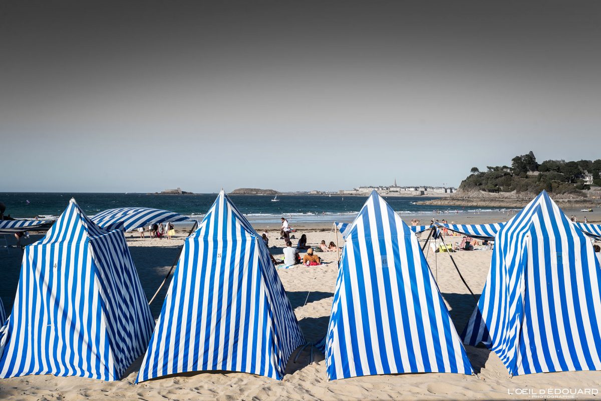 Tentes Plage de l'Écluse Dinard Bretagne Visit France Tourisme Ille-et-Vilaine Vacances Paysage - Holidays Travel French Brittany City View Beach Landscape