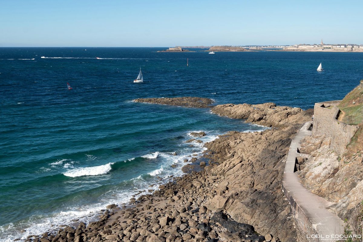 Promenade Pointe de la Malouine Dinard Bretagne Visit France Tourisme Ille-et-Vilaine Vacances Paysage La Manche - Holidays Travel French Brittany City Sea Landscape Seascape