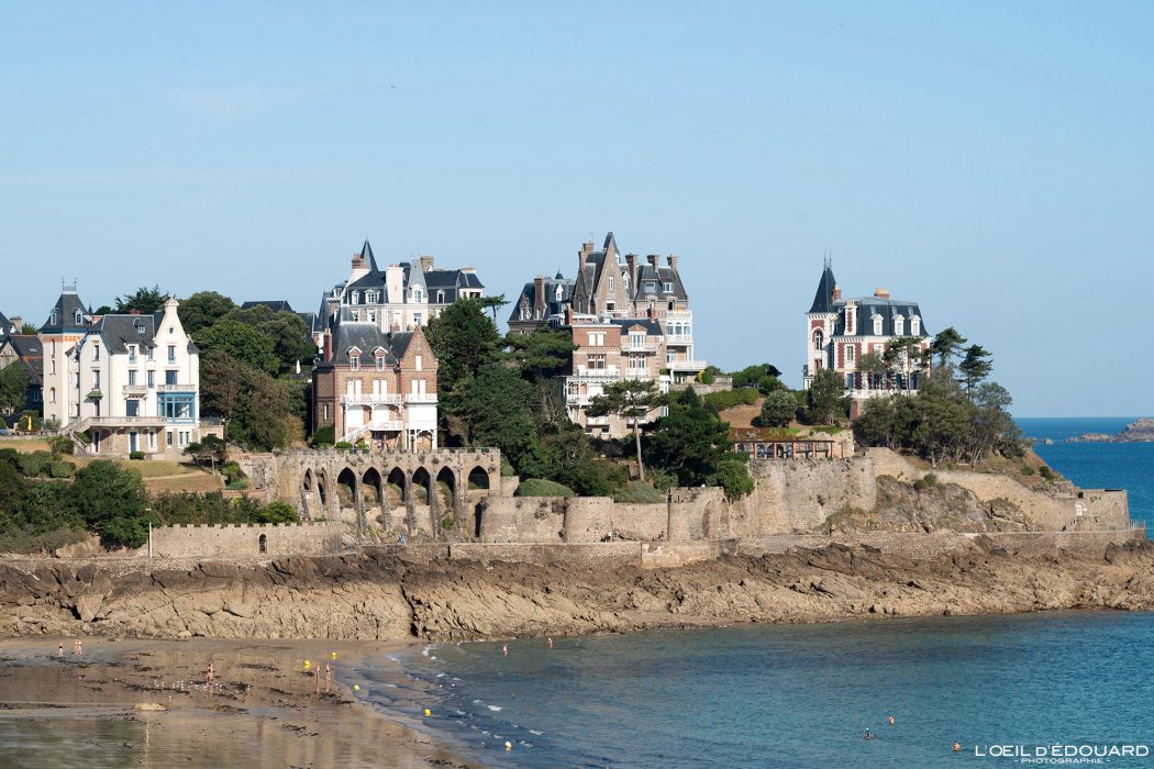 Villas Bourgeoises Belle Epoque Pointe de la Malouine Dinard Bretagne Visit France Tourisme Ille-et-Vilaine Vacances - Holidays Travel French Brittany City View Houses Architecture