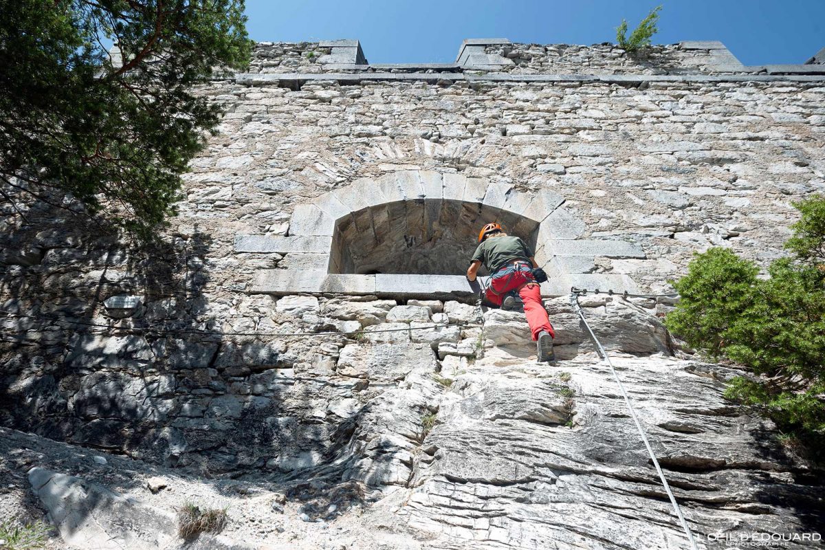 La Montée au Ciel Via Ferrata du Diable Fort Victor-Emmanuel Aussois Haute Maurienne Savoie Alpes France Activité Montagne Outdoor Mountain Climbing Climb