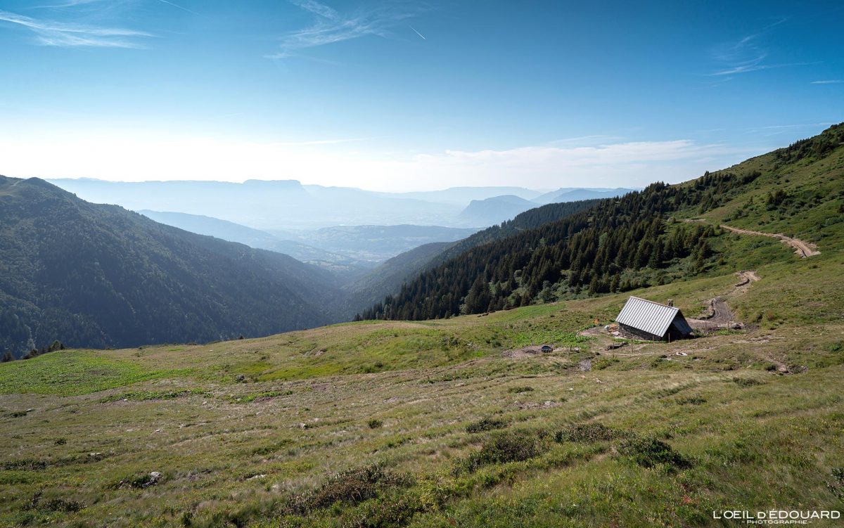 Refuge des Plattières Randonnée Pointe de Rognier Belledonne Savoie Alpes France Paysage Montagne Nature Outdoor French Alps Mountain Landscape Hike Hiking House