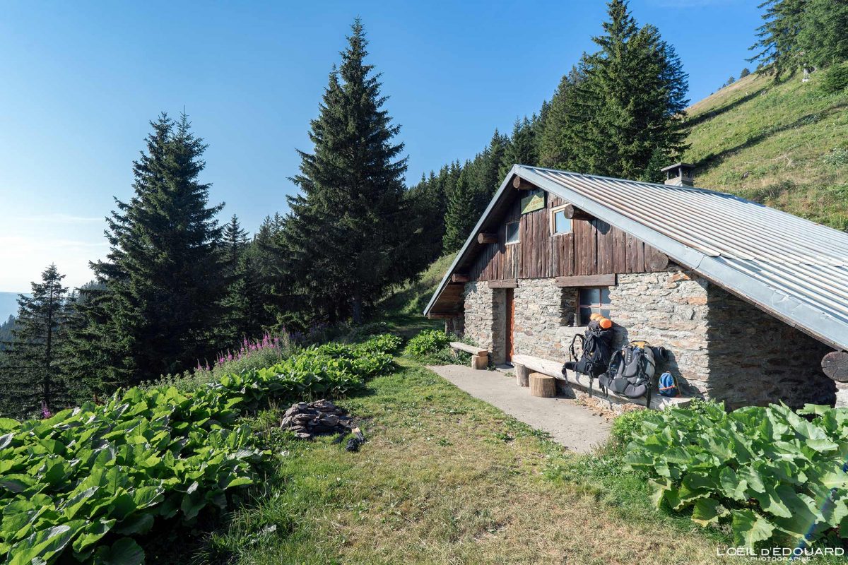 Refuge de la Grande Montagne Randonnée Pointe de Rognier Belledonne Savoie Alpes France Paysage Montagne Nature Outdoor French Alps Mountain Landscape Hike Hiking House