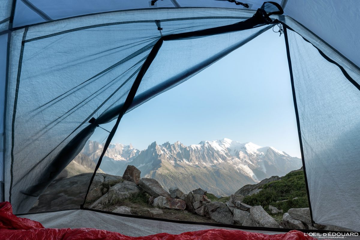 Massif du Mont-Blanc Bivouac au lac des Chéserys - Test Tente Samaya Instant 2 - Tente 3 saisons mono-paroi ultra-légère randonnée montagne bivouac trek outdoor trekking hike mountain hiking tant review