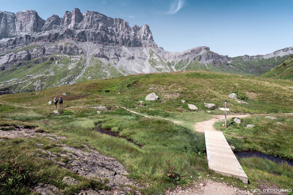 Sentier Randonnée Lac de Pormenaz par Les Argentières Massif des Aiguilles Rouges Haute-Savoie Alpes France Paysage Montagne Nature Outdoor Hike French Alps Mountain Landscape Hiking Trail