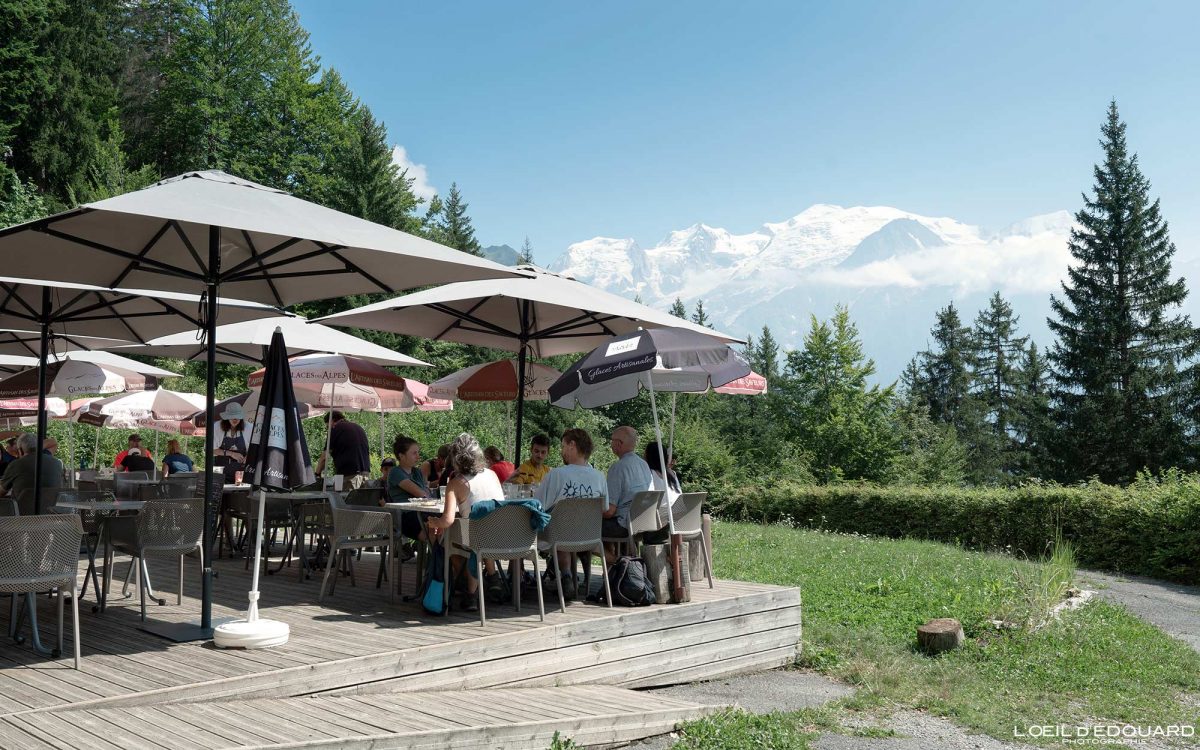 Terrasse Restaurant Lac Vert Passy Massif des Aiguilles Rouges Haute-Savoie Alpes France Montagne Outdoor French Alps Mountain