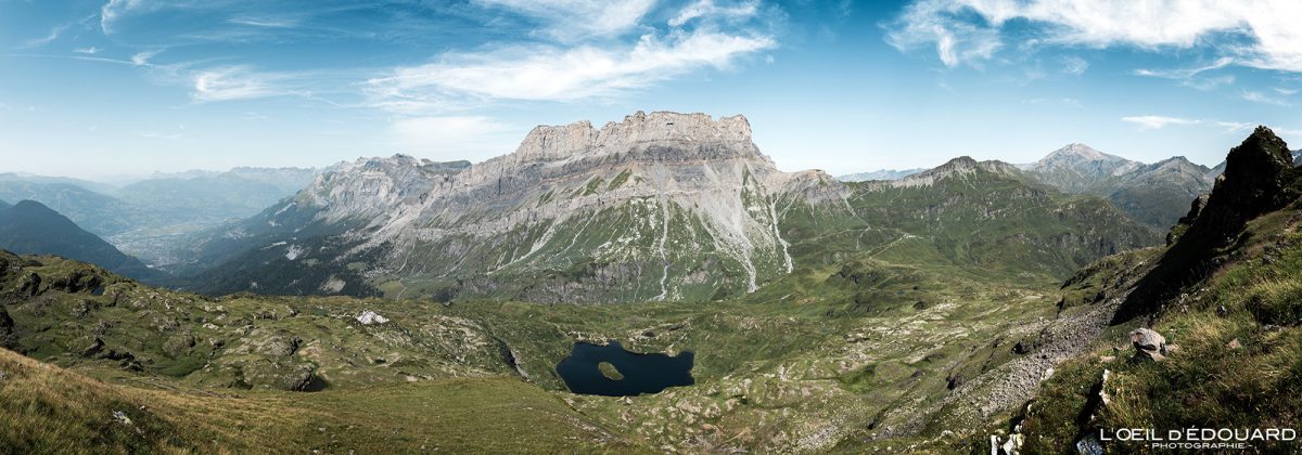 Lac de Pormenaz Rochers des Fiz - Vue Sommet Pointe Noire de Pormenaz Massif des Aiguilles Rouges Haute-Savoie Alpes France Paysage Randonnée Montagne Nature Outdoor Hike French Alps Mountain Landscape Hiking