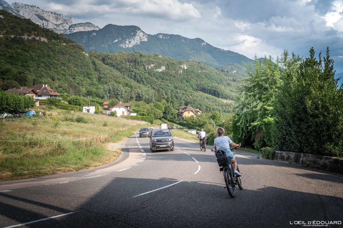 Descente Côte de Talloires Tour du Lac d'Annecy à Vélo Haute-Savoie Visit France Tourisme Vélo de Route Cyclisme Outdoor Bicycle Cyclism Bike Road Biking