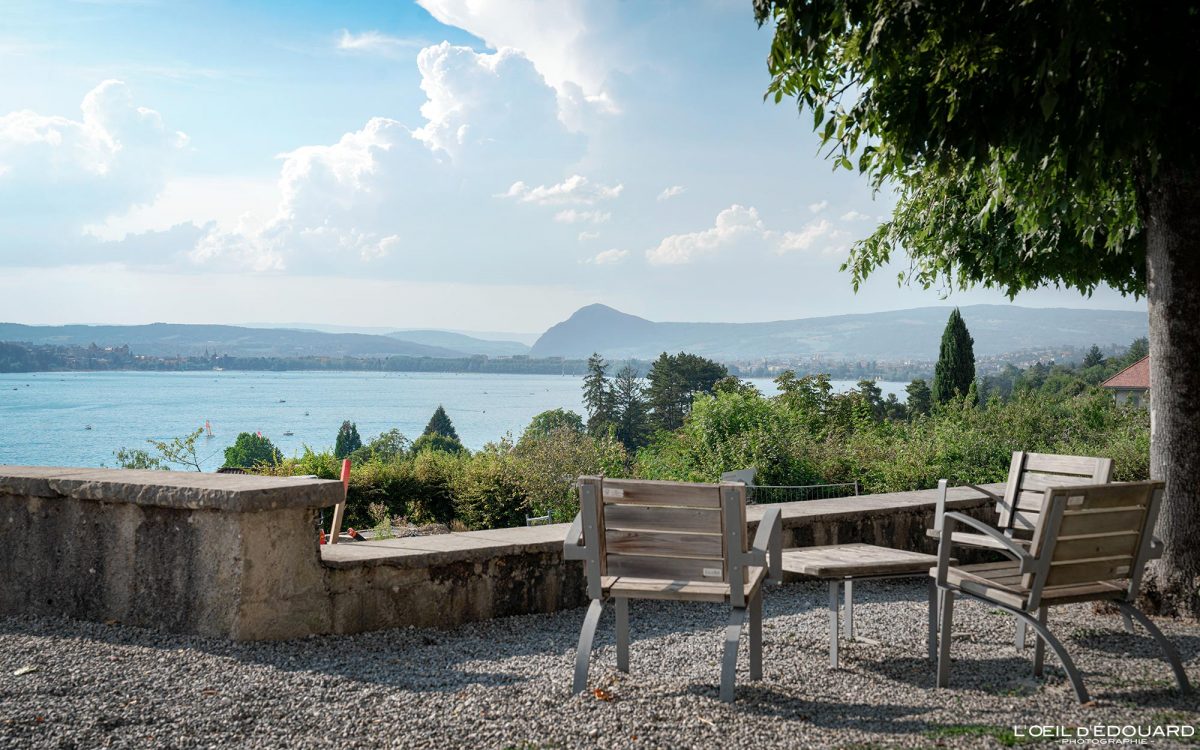 Terrasse Veyrier-du-Lac Vue sur le Lac d'Annecy Haute-Savoie Visit France Tourisme