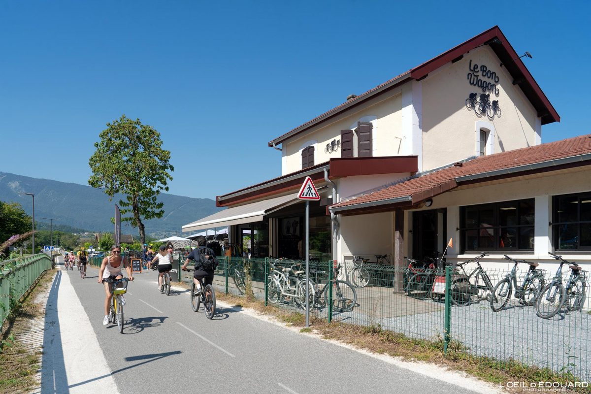 Snack Bar Le Bon Wagon Duingt Piste Cyclable Tour du Lac d'Annecy à Vélo Haute-Savoie Visit France Tourisme Vélo de Route Cyclisme Outdoor Bicycle Cyclism Bike Road Biking