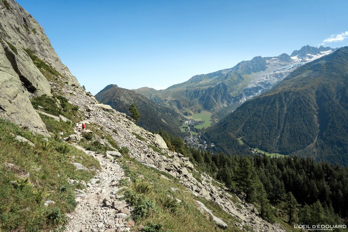 Sentier Randonnée Lacs des Chéserys depuis Tré-le-Champ - Massif des Aiguilles Rouges Haute-Savoie Alpes France Paysage Montagne Nature Outdoor Hike French Alps Mountain Landscape Hiking Trail