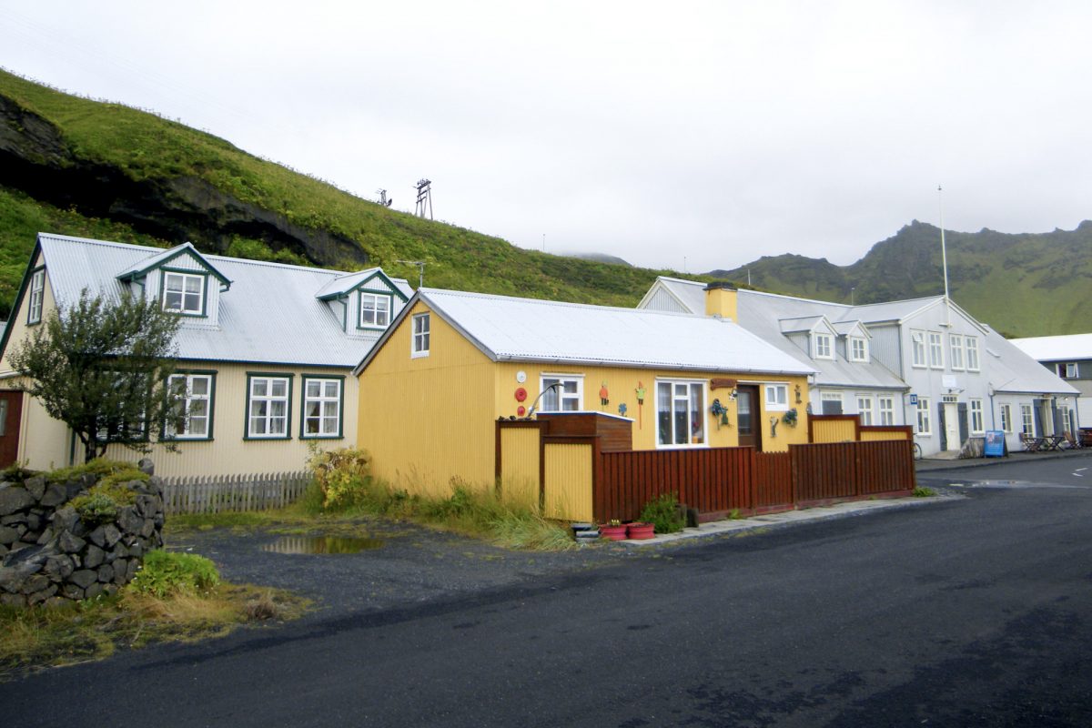 Rue Maisons VÍK í Mýrdal Islande - Iceland houses street Icelandic Ísland