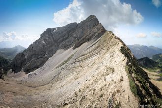Randonnée Pic de Jallouvre Chaine de Bargy Haute-Savoie Alpes France Paysage Montagne Nature Outdoor Hike French Alps Mountain Landscape Hiking